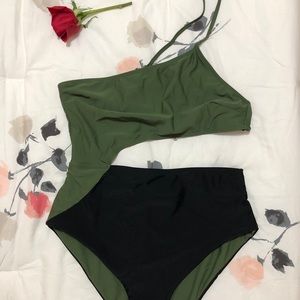 CUPSHE One Shoulder One Piece